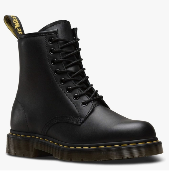Combat Boots- Dr. Martens 1460 Originals- Unisex 8W-7M. Slip-Resistant - Picture 1 of 17